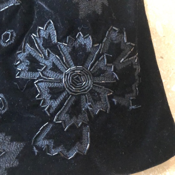 Beautiful Beaded black purse. - Picture 2 of 5